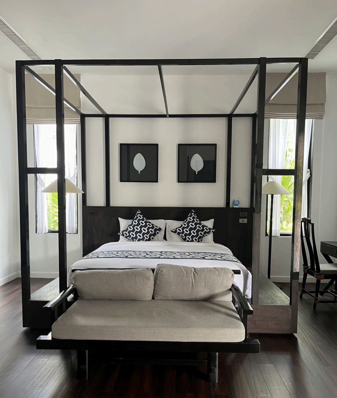 Grand Deluxe Suite pool l access